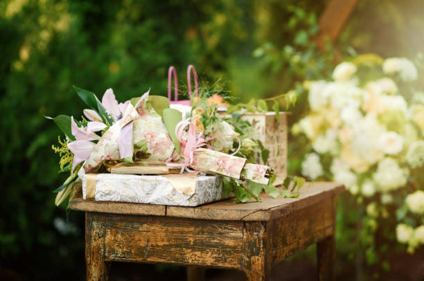 Decorate Boxes